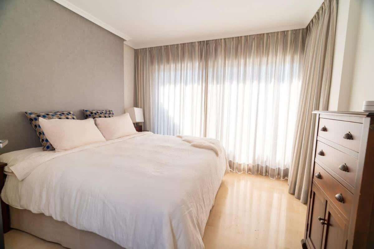 Seaside Elegance With Sea View Daire Marbella Dış mekan fotoğraf